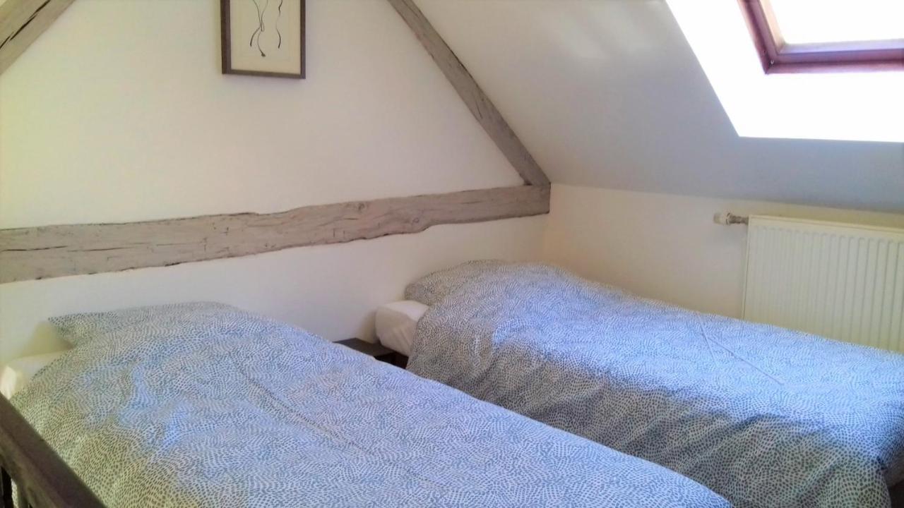 Appartement "Mathieu" Pesmes Bagian luar foto